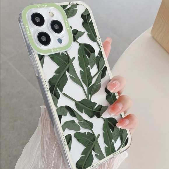 ⚠️Clearance iPhone 14 Pro Leaf Pattern Phone Case - Picture 1 of 4